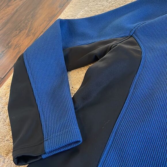 Spyder
Core Men's 1/4 Zip Thermal Waffle Knit Sweater Pullover Jacket Blue XXL - Picture 4 of 9